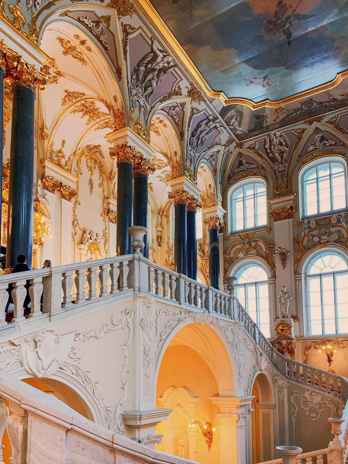 Невский проспект 6