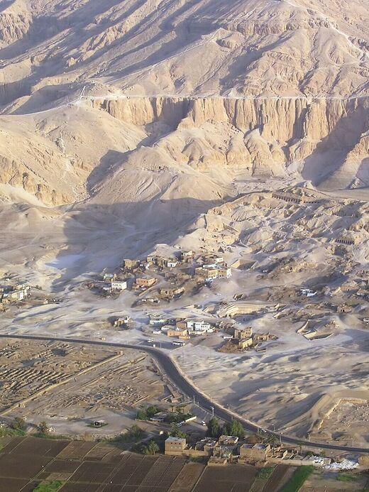 Гробницы знати