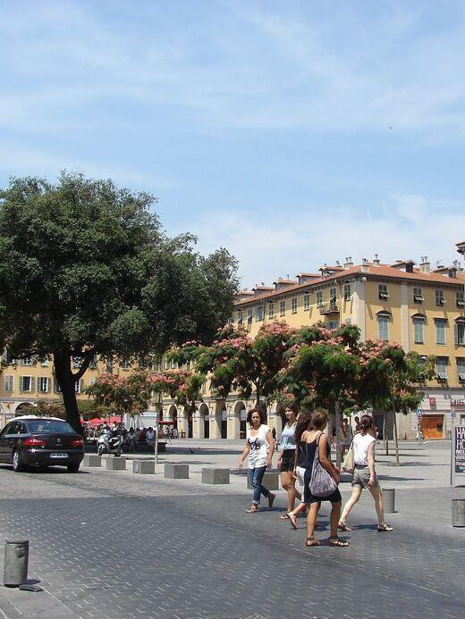 Площадь Гарибальди