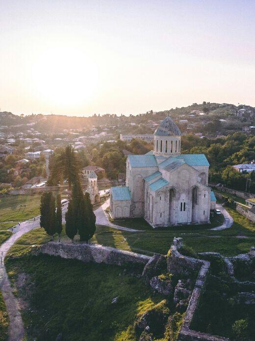 Храм Баграти