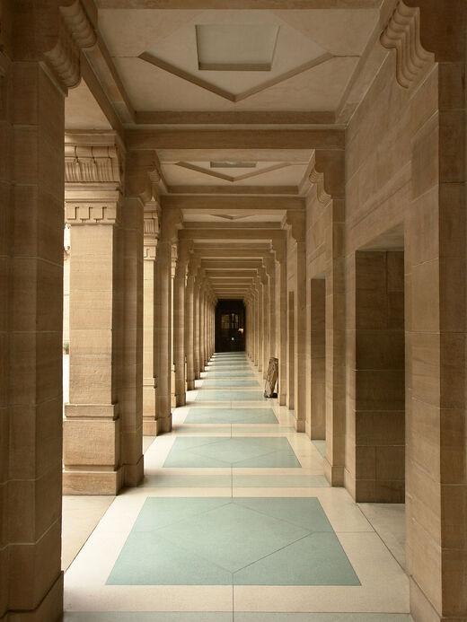 Дворец Умаид-Бхаван