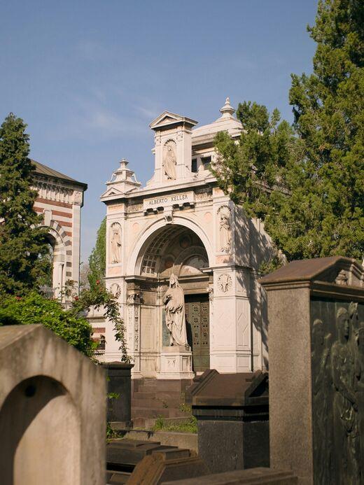 Монументальное кладбище