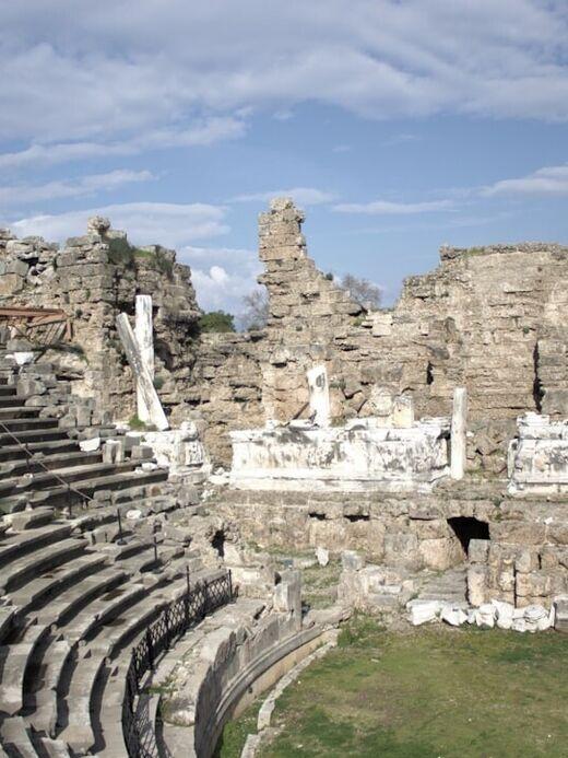 Античный амфитеатр Сиде