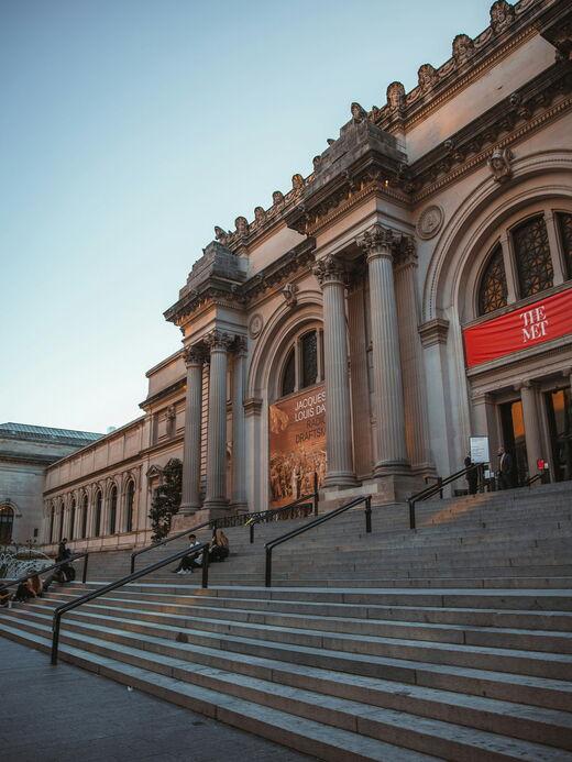 Метрополитен-музей