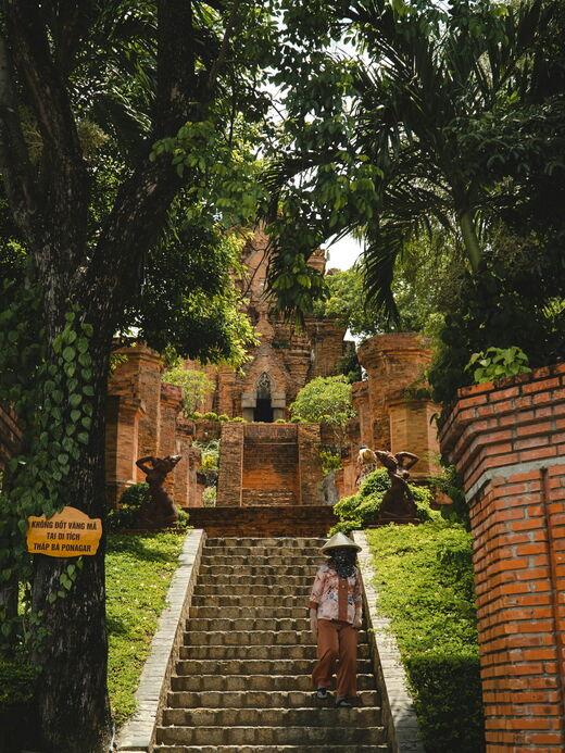 Чамские башни Понагар